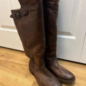 Stylish Brown Leather Boots with Buckle